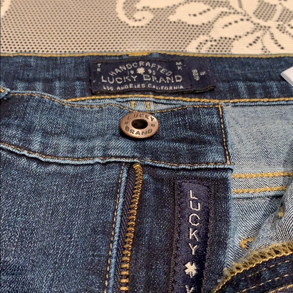Lucky Brand Jeans Size 6 Bootcut - Picture 2 of 6